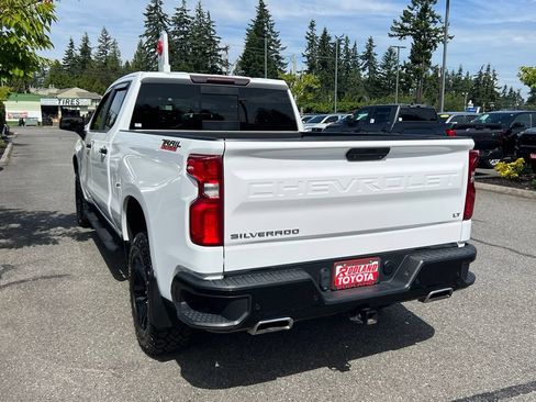 Used 2021 Chevrolet Silverado 1500 LT Trail Boss w/ Convenience Package II AWD/4WD image 9