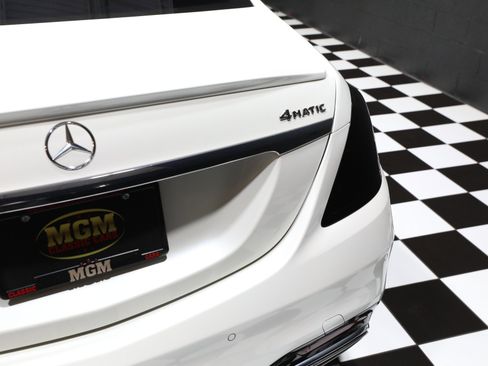 Used 2019 Mercedes-Benz S 560 4MATIC Sedan image 19