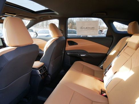 New 2026 Lexus RX 450h AWD image 11