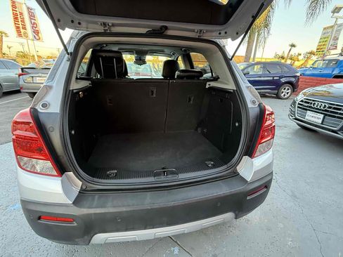 Used 2015 Chevrolet Trax LT w/ LT Sun and Sound Package image 60