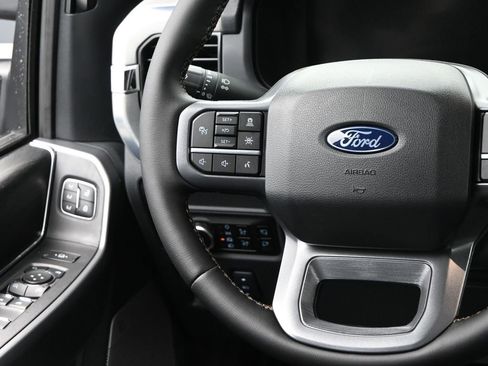 New 2025 Ford F150 Lariat w/ Equipment Group 502A High image 30