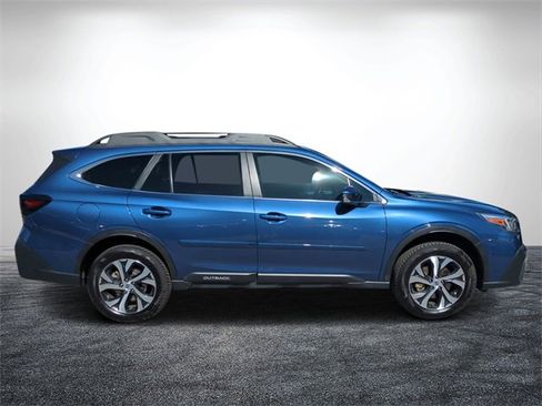 Used 2022 Subaru Outback Limited image 2