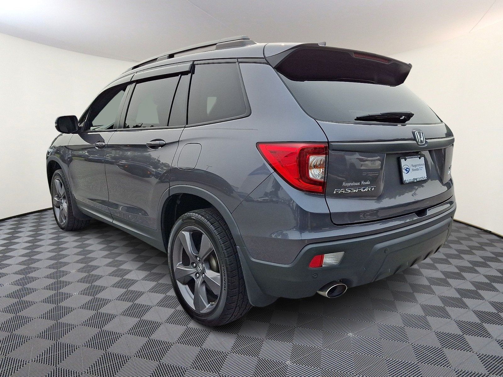 Used 2020 Honda Passport Touring image 4