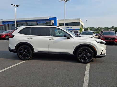 Used 2026 Honda CR-V Sport Touring image 8