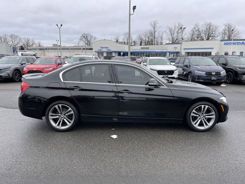 Used 2018 BMW 330i xDrive Sedan image 22