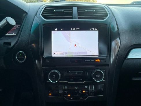 Used 2017 Ford Explorer XLT w/ Equipment Group 202A image 25