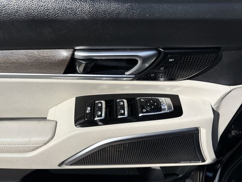 Used 2020 Kia Telluride SX w/ Towing Package image 17