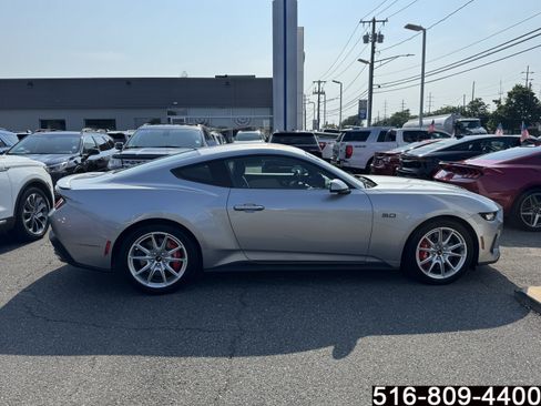 Used 2024 Ford Mustang GT Premium RWD image 4