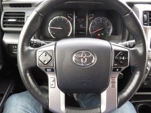 Used 2023 Toyota 4Runner Limited image 23