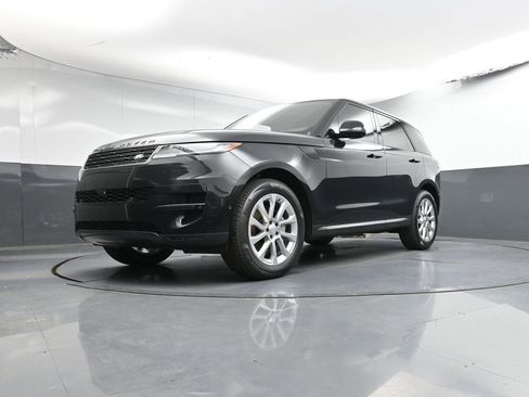 Used 2025 Land Rover Range Rover Sport S image 26