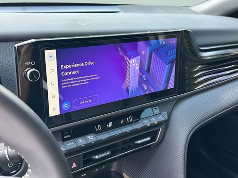 Used 2025 Toyota Camry SE w/ Multimedia Upgrade Package FWD image 19