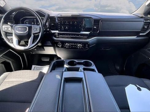 Used 2023 GMC Sierra 1500 Elevation AWD/4WD image 8