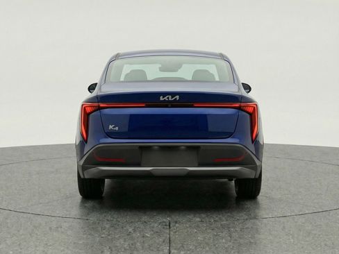 Used 2025 Kia K4 LXS image 7