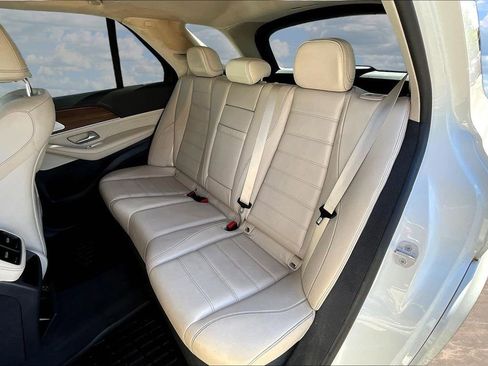 Used 2020 Mercedes-Benz GLE 450 4MATIC image 18