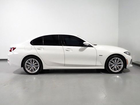 Used 2023 BMW 330e w/ Premium Package RWD image 5