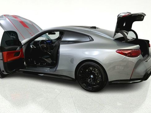 Used 2025 BMW M4 Coupe w/ Executive Package RWD image 12
