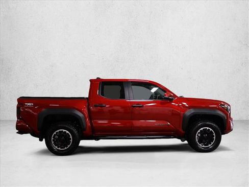 Used 2026 Toyota Tacoma TRD Off-Road w/ TRD Off Road Premium Package AWD/4WD image 5