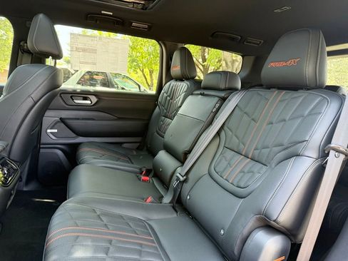 New 2025 Nissan Armada PRO-4X w/ Pro-4X Premium Package image 15