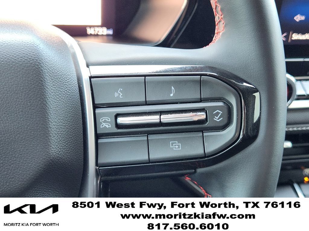 Used 2025 Chevrolet Colorado W/T w/ WT Convenience Package II RWD image 27
