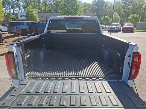 Used 2024 GMC Sierra 1500 SLT RWD image 29