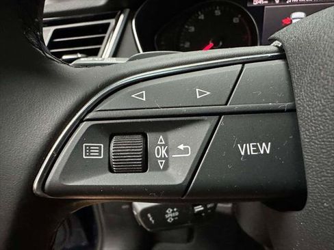 Used 2024 Audi Q5 2.0T Premium AWD/4WD image 32