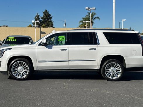 Used 2020 Cadillac Escalade ESV Platinum image 8