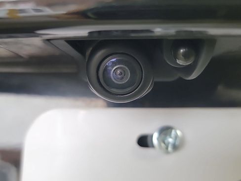 Used 2023 Acura MDX SH-AWD w/ Technology Package image 9