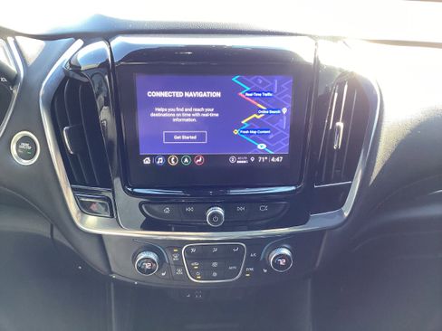 Used 2023 Chevrolet Traverse RS image 20
