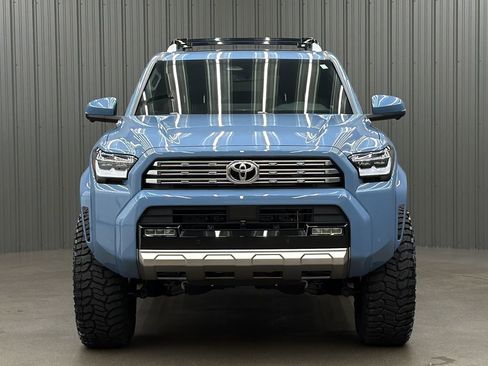 Used 2026 Toyota 4Runner Limited AWD/4WD image 8
