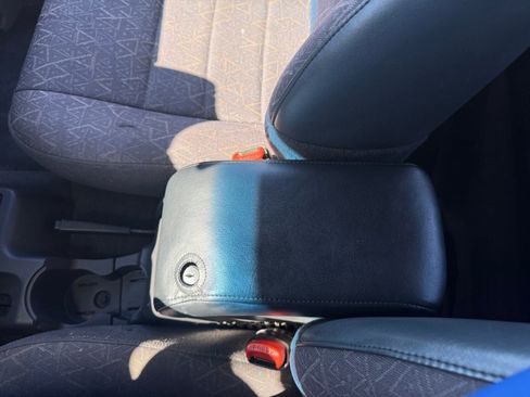 Used 2001 Jeep Wrangler Sport image 24