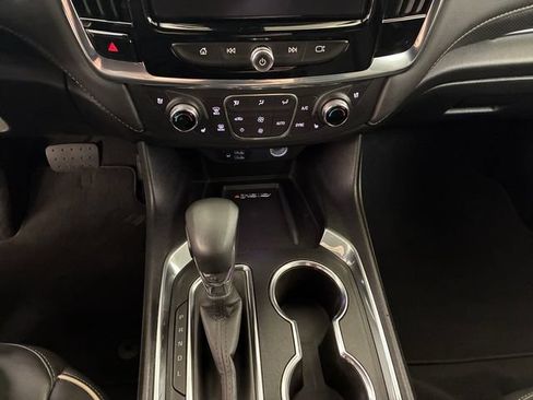 Certified 2023 Chevrolet Traverse Premier w/ Redline Edition AWD/4WD image 21