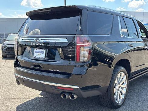 Used 2023 Chevrolet Tahoe Premier AWD/4WD image 11