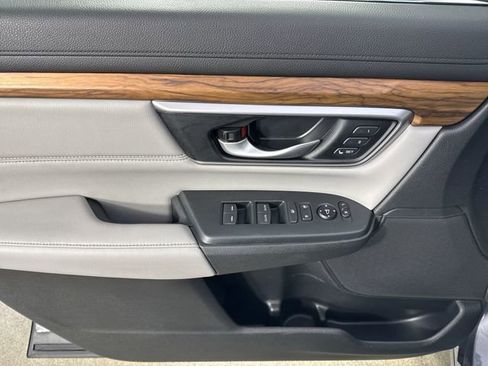 Used 2020 Honda CR-V Touring image 19