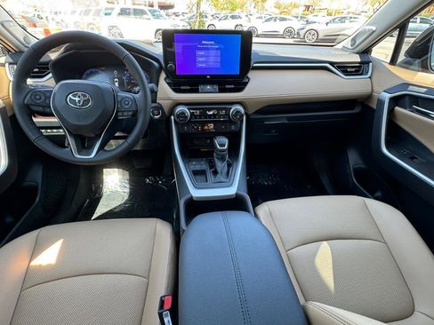 New 2025 Toyota RAV4 Limited image 14