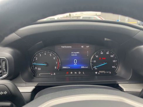 Used 2023 Ford Explorer XLT w/ Equipment Group 202A image 17