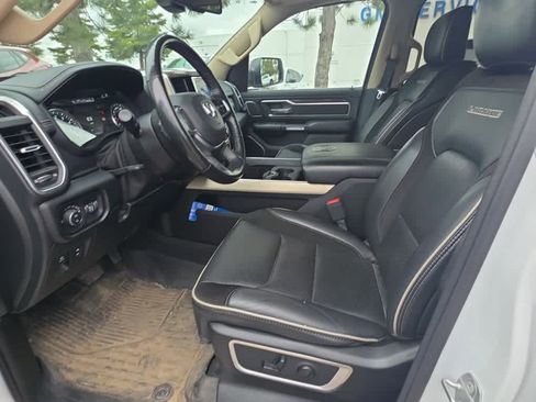 Used 2020 RAM 1500 Laramie image 5