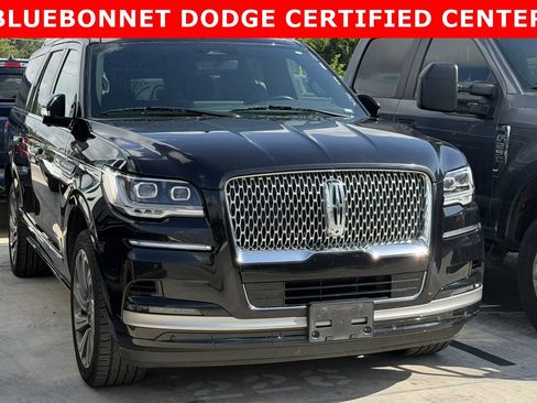Used 2024 Lincoln Navigator L 4WD image 13