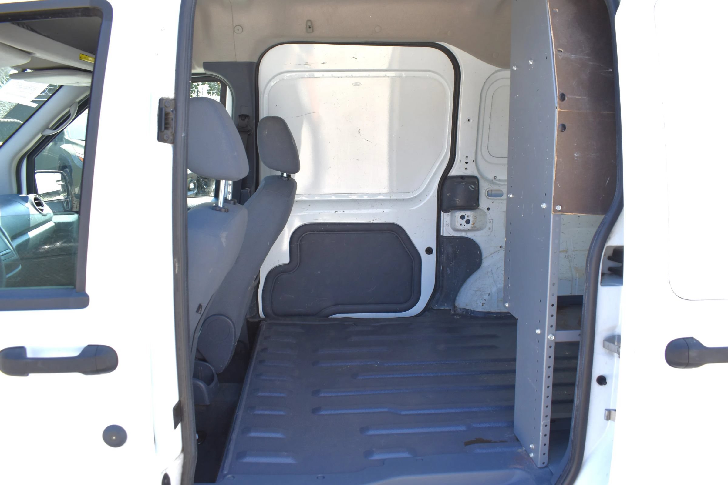 Used 2012 Ford Transit Connect XL FWD image 22