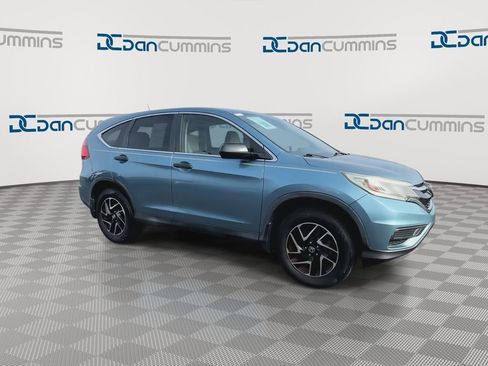 Used 2016 Honda CR-V SE image 2