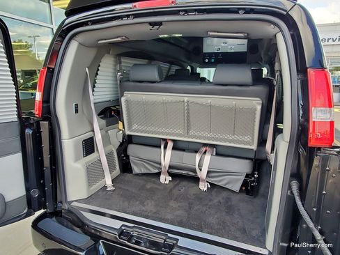 Used 2025 Chevrolet Express 2500 w/ Driver Convenience Package RWD image 21