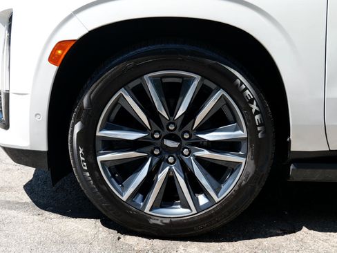 Used 2021 Cadillac Escalade Sport Platinum image 94