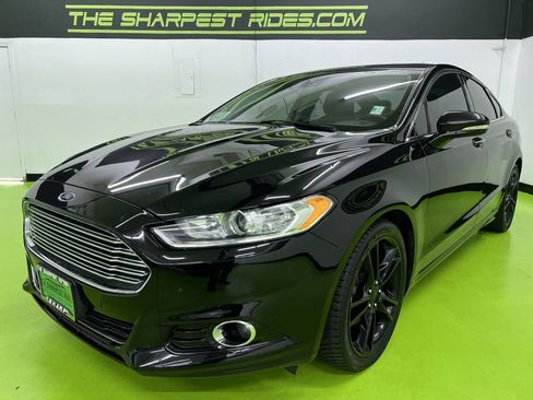 Used 2016 Ford Fusion Titanium AWD/4WD image 5
