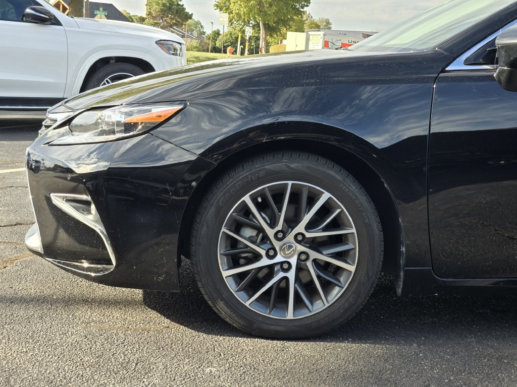 Used 2017 Lexus ES 350 FWD image 8