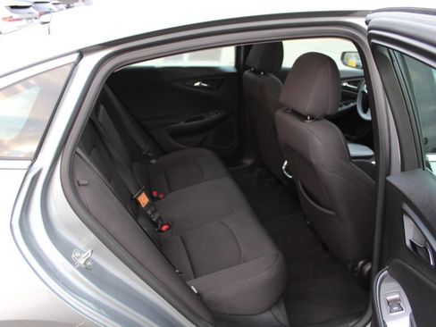 Used 2024 Chevrolet Malibu LT image 24