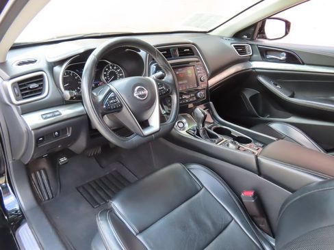 Used 2023 Nissan Maxima SL FWD image 26