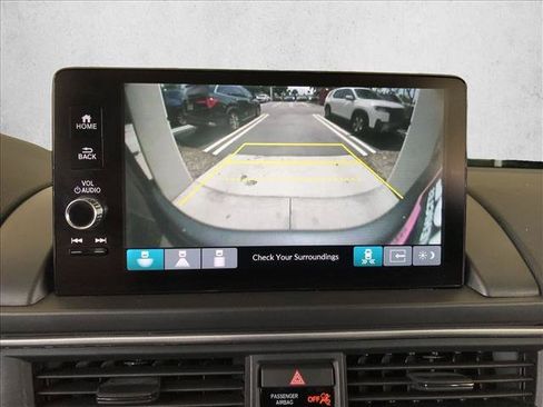 Certified 2023 Honda Pilot EX-L image 10