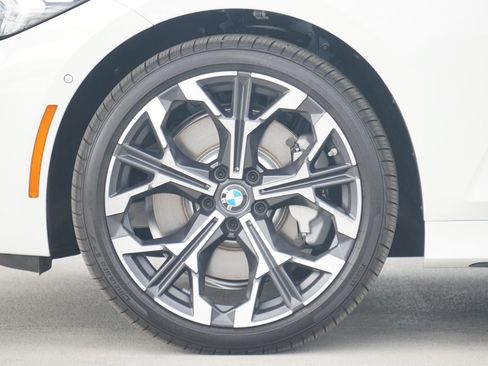 Used 2026 BMW 330i Sedan w/ Premium Package RWD image 5