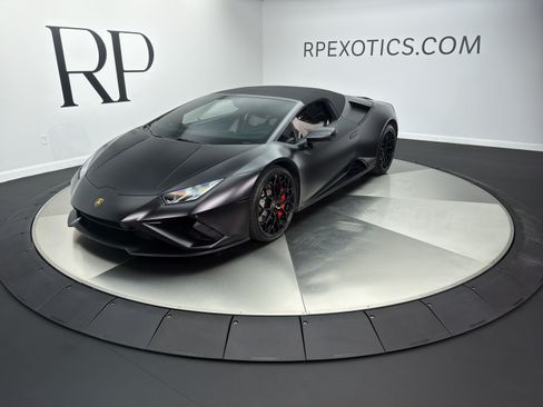 Used 2021 Lamborghini Huracan EVO RWD image 8