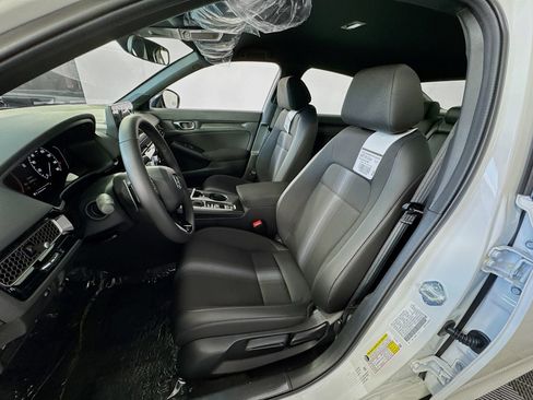 Used 2025 Honda Civic Sport image 11
