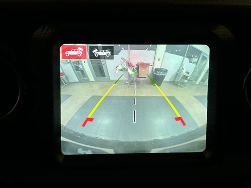 Used 2021 Jeep Wrangler Unlimited Rubicon 4xe w/ Steel Bumper Group image 20